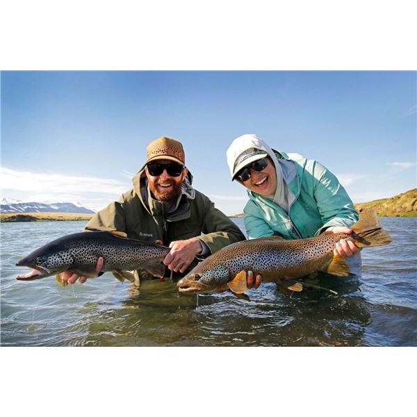 ZAMBEZE DELTA: 7-Day Plains Game Safari for One Hunter and One Non-Hunter in Mozambique - Includes T