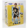 Image 2 : BOBBY ORR 12" FIGURINE, VARIANT, /18,000 RARE