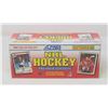 Image 1 : 1990-1991 SCORE RED (CANADIAN) SEALED SET 1-440 FA