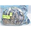 Image 1 : BAG OF ASSORTED JEWELRY