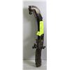Image 1 : ASIAN STYLE HORSE HEAD DAGGER