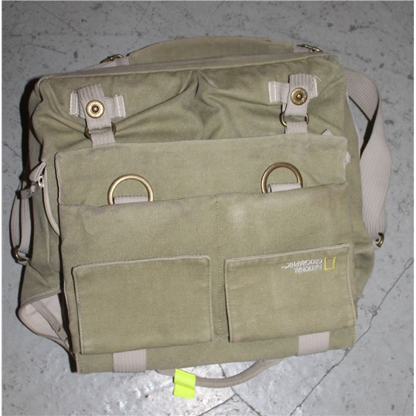 VINTAGE NATIONAL GEOGRAPHIC LGE CANVAS CAMERA BAG