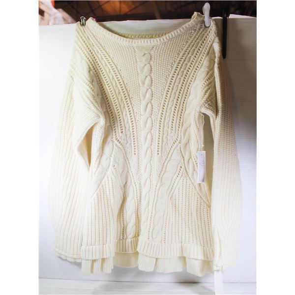 DESIGNER OLIVIA PALERMO SWEATER SIZE MEDIUM