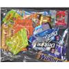 Image 1 : BAG OF 24 ASSORTED CHOCOLATE BARS & CANDY