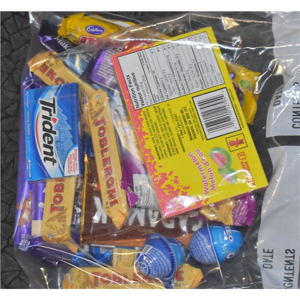 BAG OF 24 ASSORTED CHOCOLATE BARS & CANDY