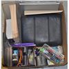 Image 1 : BOX OF OFFICE SUPPLIES INCL. LEATHER BUSINESS