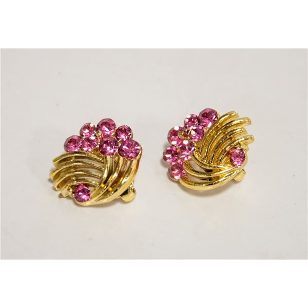 1970'S PINK STUDDED SNAP ON EARRINGS