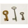 Image 1 : LOT OF 3 ANTIQUE KEYS INCLUDING C. P. R. BRASS KEY