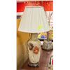 Image 1 : TABLE LAMP WITH TEXTURED FLOWER DESIGN - 32"