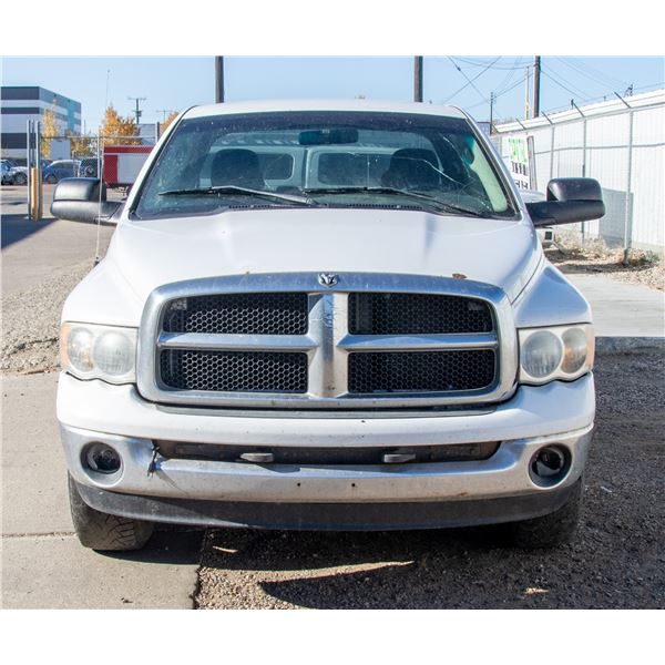 2004 DODGE RAM 1500 ST