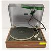 Image 2 : VINTAGE PIONEER PL-15R STEREO TURNTABLE