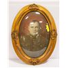 Image 1 : ANTIQUE CONVEX BUBBLE GLASS MILITARY PORTRAIT