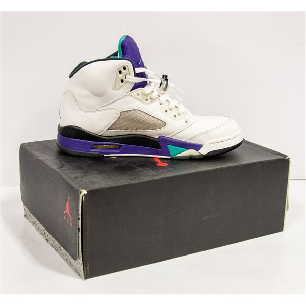 COLLECTIBLE NIKE AIR JORDAN 5