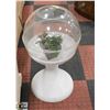 Image 1 : VINTAGE 1970'S ORB PLASTIC BUBBLE TERRARIUM