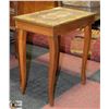 Image 1 : WOOD INLAY END TABLE APPROX H-17" W-11" L-15"