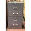 Image 1 : 2 DRAWER FILING CABINET APPROX 28" X 18" X 15"