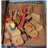 Image 1 : BOX LOT WITH VINTAGE WOODEN TOYS