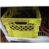 Image 1 : MILK CARTON OF TIRE CHAINS