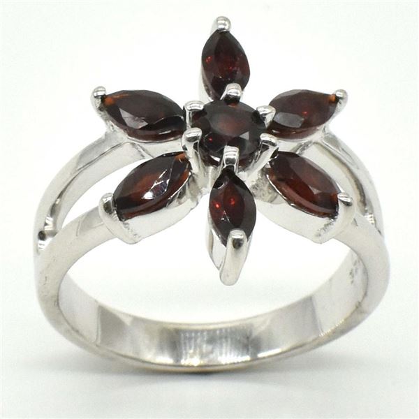 Silver Garnet(1.05ct) Rhodium Plated Ring (~weight 4.1g) (Estimated Selling Price from $30 to $60)
