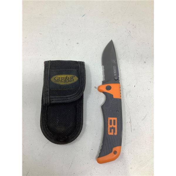Bear Grylls Folding Pocket Knife with Nylon Case