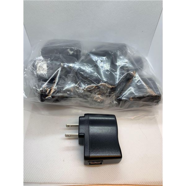 LOT OF 10 - New switching USB 110V Power wall adapters - (ITEM C)