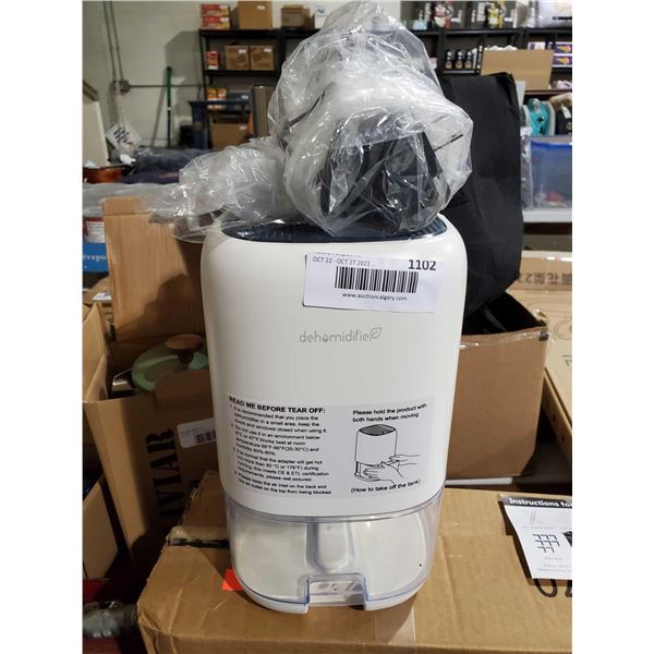 Countertop dehumidifier