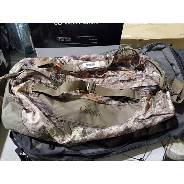 Cabela Camo Hunters Gear duffle Bag
