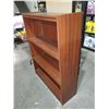 Image 2 : Bookshelf 4 ft high x 36 inch wide 3 shelf