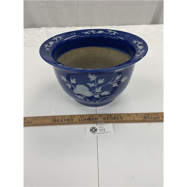 11" Inch Diameter Porcelain Chinese Pot