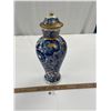 Image 1 : 15" Tall Chinese Vase with Lid