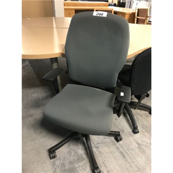 GREY HI-BACK TASK CHAIR