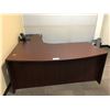Image 1 : MAHOGANY 6' X 6.5' BOW FRONT L-SHAPE EXECUTIVE DESK (RH)
