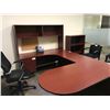 Image 2 : MAHOGANY 8.5' X 6' U-SHAPE EXECUTIVE DESK WITH HUTCH