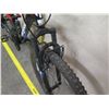 Image 8 : Mongoose Element Black Dual Suspension Mountain Bike