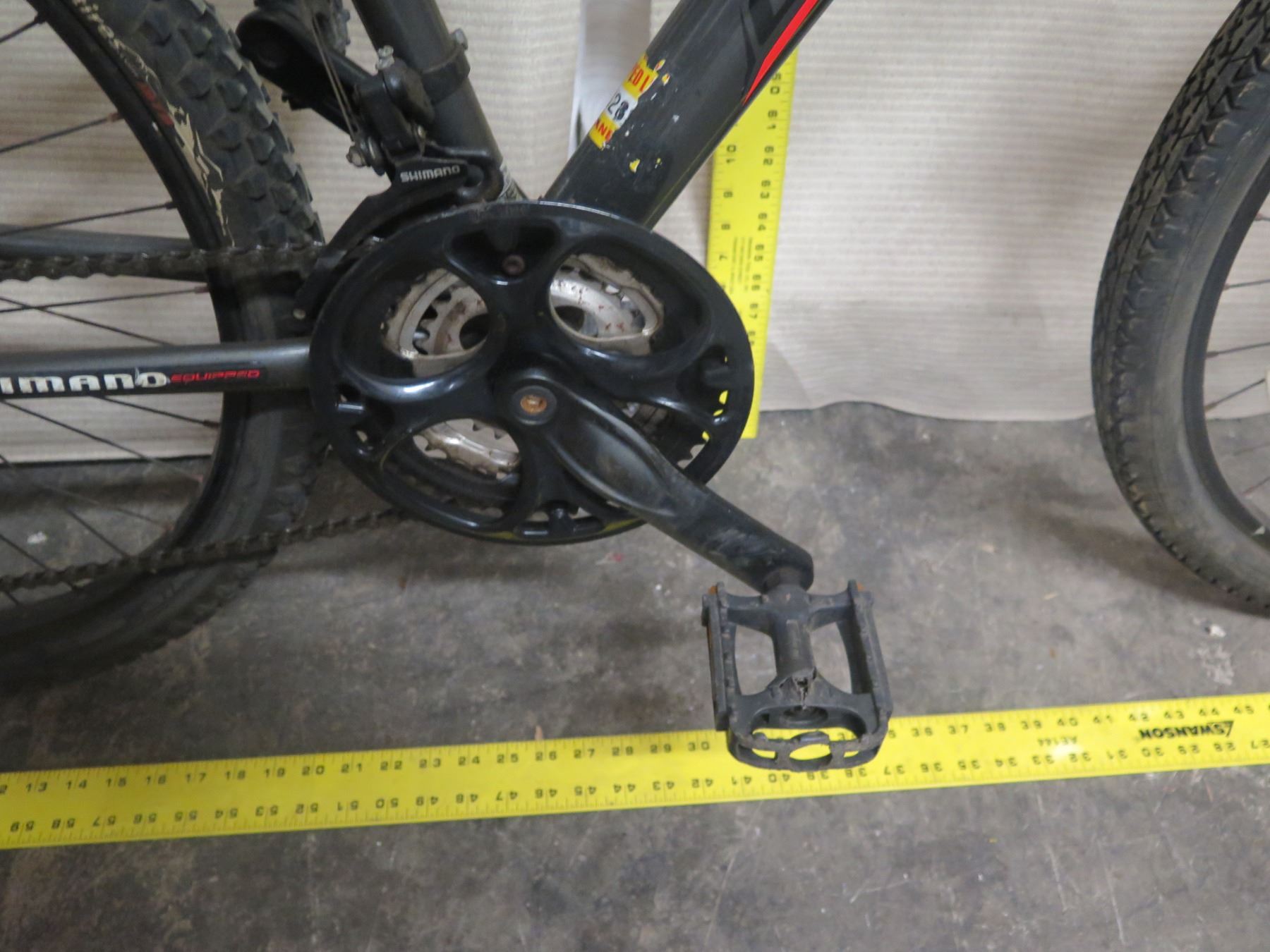 Ground Force Gray 6061 Alloy Tubing Mountain Bike - Oahu Auctions