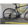 Image 2 : Giant Revel Black Yellow Road Bike