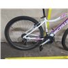 Image 2 : Schwinn Ranger White Mountain Bike