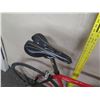 Image 8 : Easton Attack Omino Red Road Bike w/ Racing Handlebars
