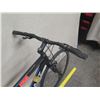 Image 8 : Giant Escape Black Road Bike w/ Connect Handlebars