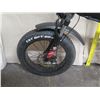 Image 16 : LG Electric Bike w/ CST BFT 20x4.0 Tires & Rear Carrier Rack