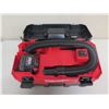 Image 2 : Milwaukee M18 HD 9.0 Wet/Dry Vacuum w/ Hose in Hard Case