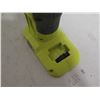 Image 8 : Ryobi P516 Cordless Reciprocating Saw & P737 Portable Power Inflator