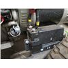Image 8 : DeWalt DXGNR8000 Portable Gas Generator 8000V Manual Start