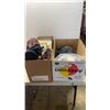 Image 1 : 2 BOXES OF HUNTING MAGAZINES, FISHING BELT, BOOTS, ETC