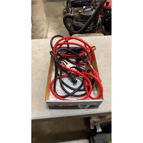 SET OF JUMPER CABLES