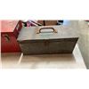 Image 2 : 2 METAL TOOLBOXES WITH CONTENTS