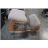 Image 2 : ROLLING KNEELING CHAIR