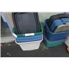 Image 2 : 11 STORAGE TOTES WITH SOME EXTRA LIDS
