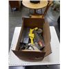 Image 1 : BOX OF DRYWALL AND PAINTING TOOLS