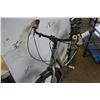 Image 2 : GREEN BRODIE BIKE